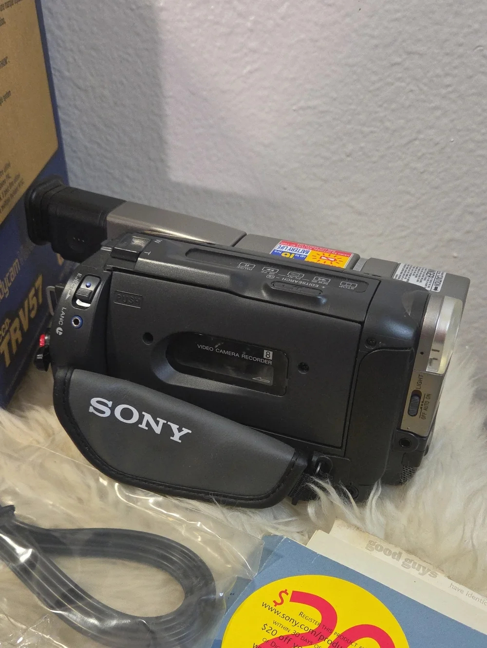 Open Box Sony CCD-TRV57 Handycam Vision Video8 XR Camcorder Complete Tested